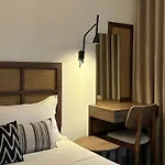 Oli Terra 4*