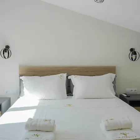Oli Terra Aparthotel *